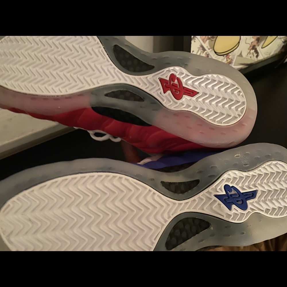 Brand new Nike foam posits